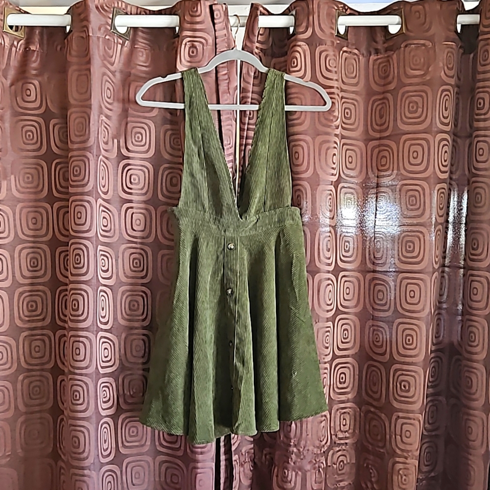 Green dress
